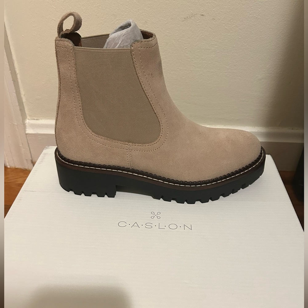 Miller Water Resistant Lug Chelsea Boot (Women)
